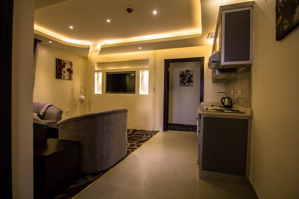 Rest Night Hotel Suites - Al Moroj Riyadh Room photo